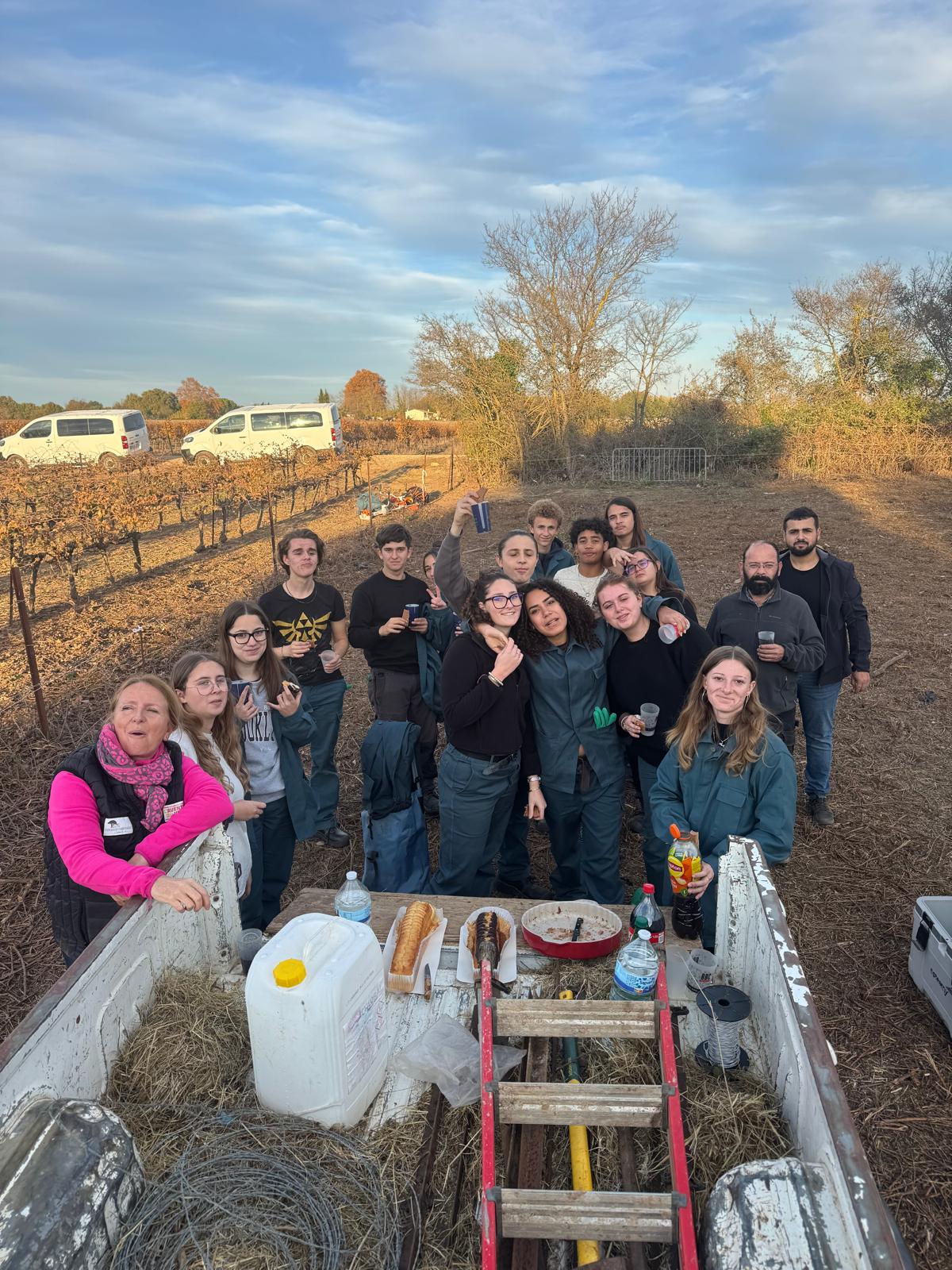 You are currently viewing Une après midi dans la ferme de Justine pour les STAV de l’option sensibilisation Soigneurs Animaliers